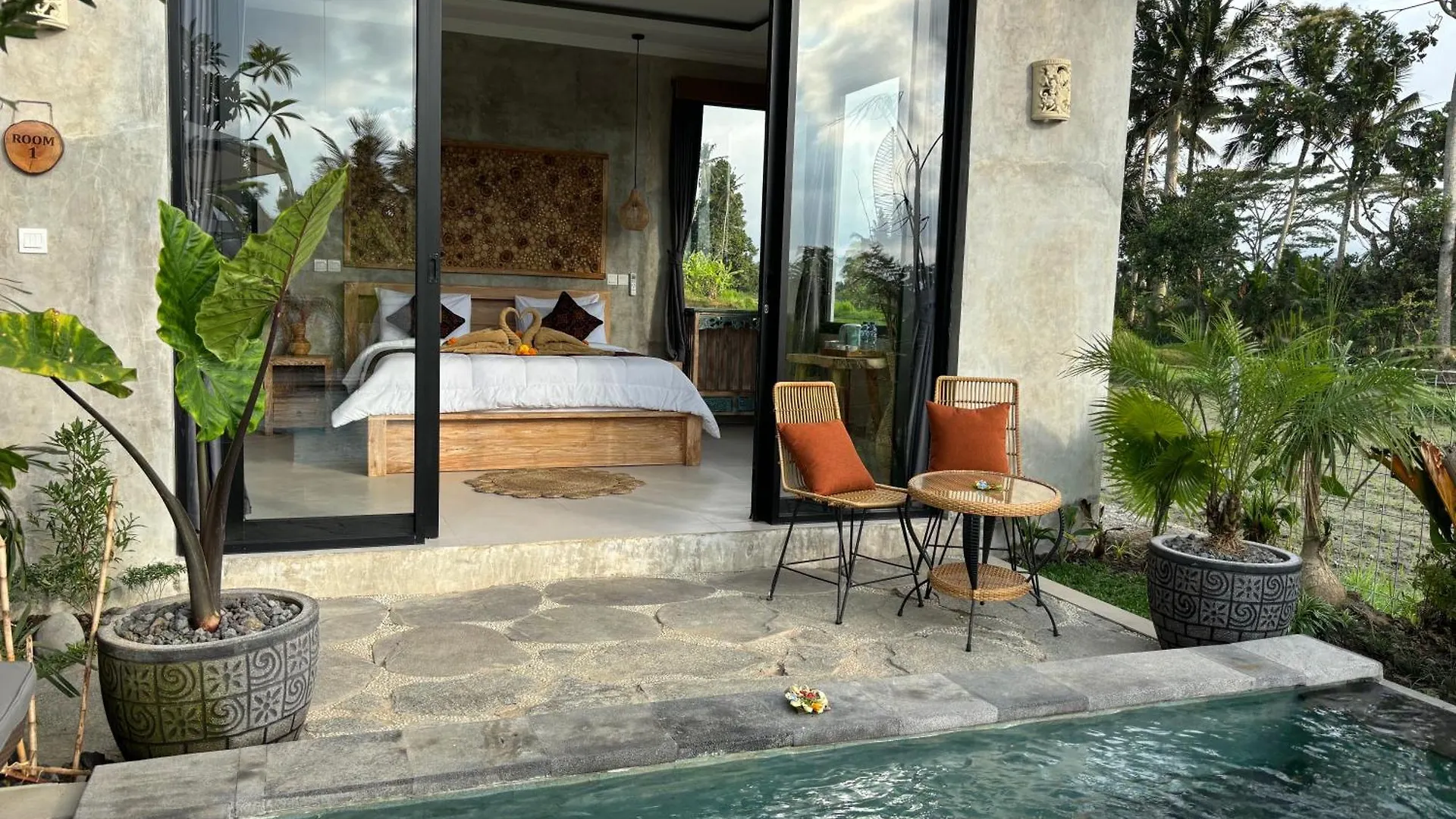 Vila Pondok Damuh Ubud Bed & Breakfast
